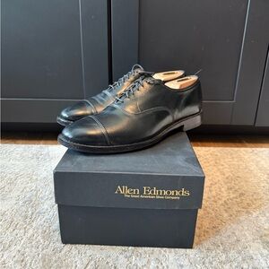 Allen Edmonds Park Avenue Cap Toe Oxford Shoes - Size 8.5D